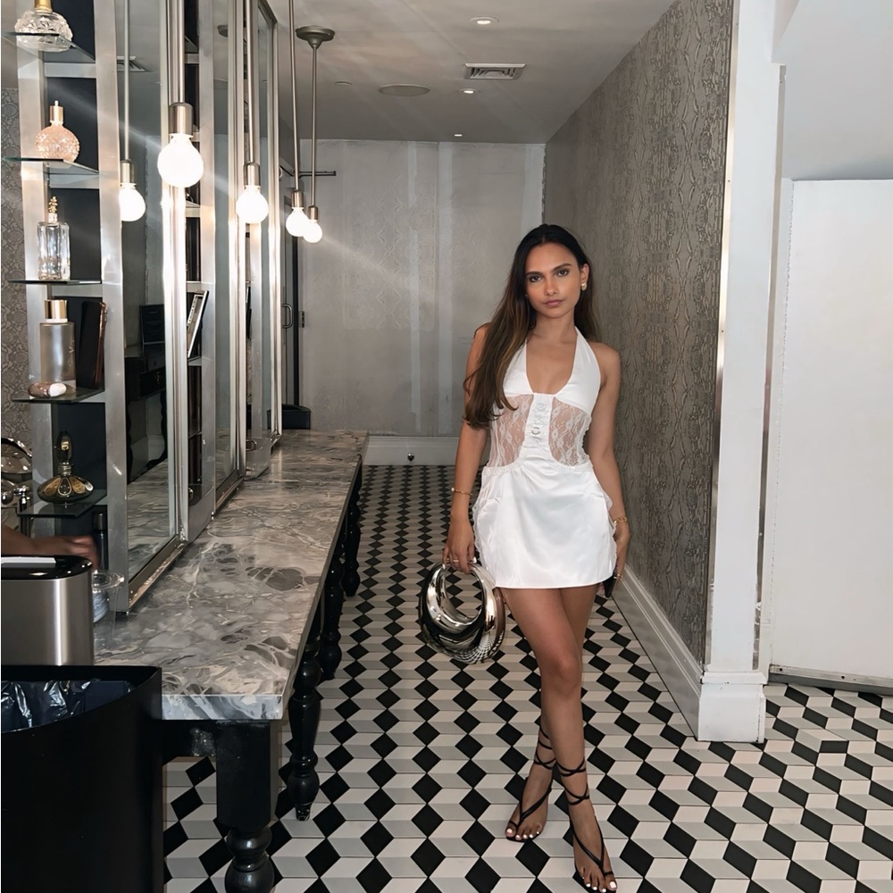 Dress - Picture 2 of 3